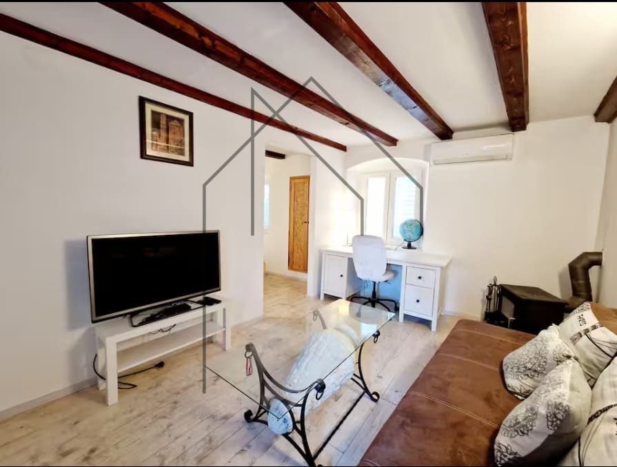 CRES Dvoetažni Stan blizu Mora