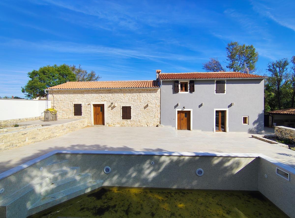 Istra Barban Kamena kuća s bazenom