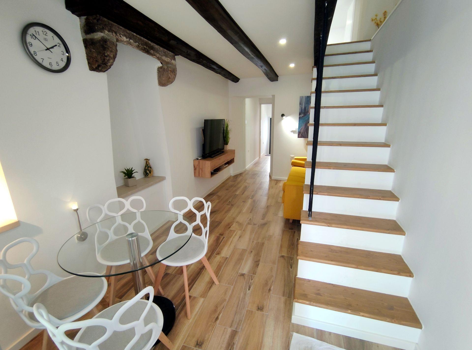 Istra Pazin kuća u nizu s potencijalom - Foto 3