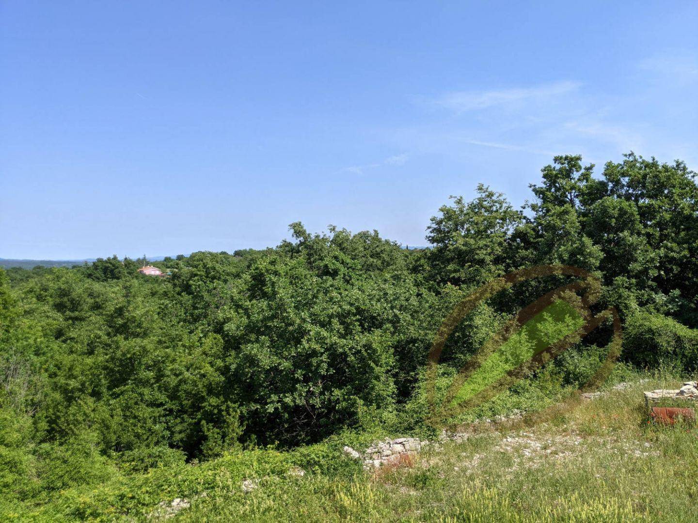 Labin građevinsko zemljište 2169 m2