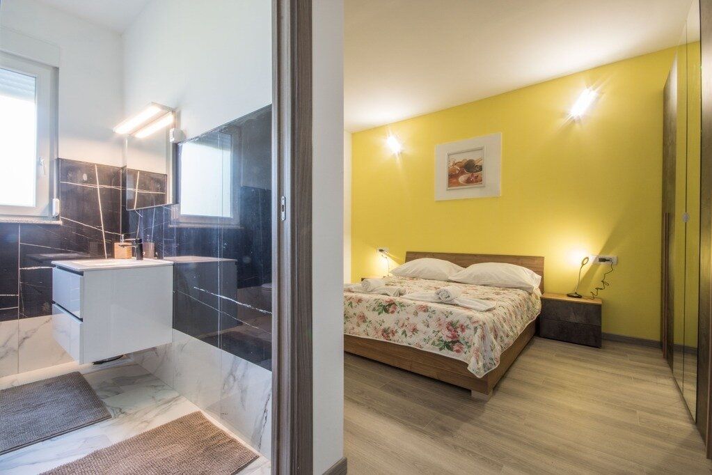 Labin Moderna Vila s Bazenom i ljetnom kuhinjom - Foto 9