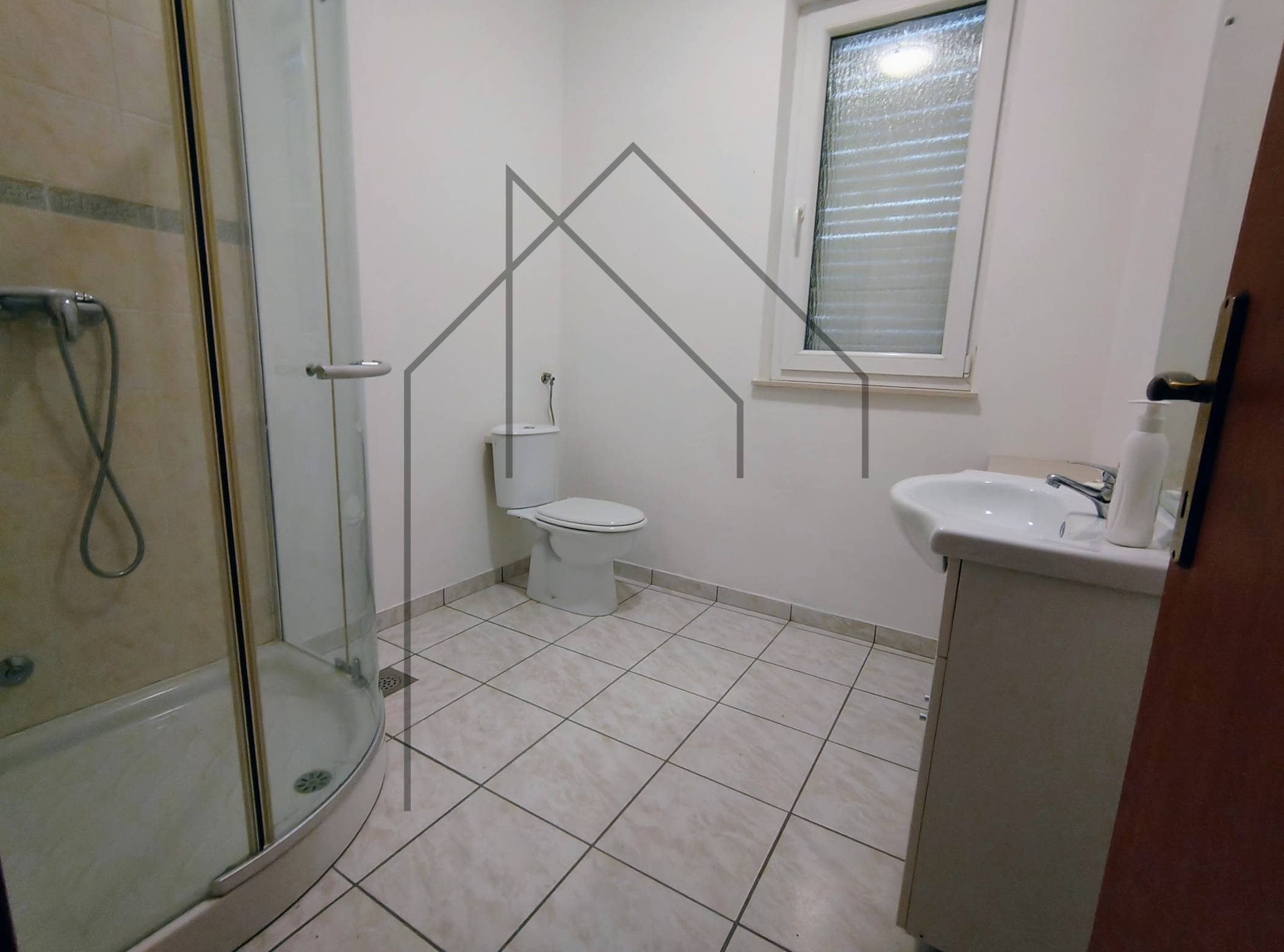 Istra, Labin, Prostrana obiteljska kuća 271 m² s bazenom - Foto 10